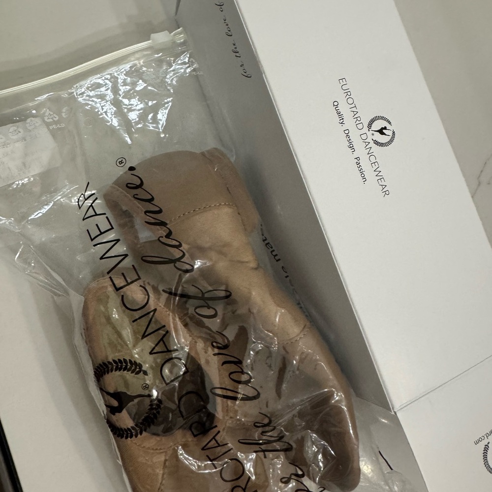 Eurotard Dancewear Kids Tan Dress Shoes